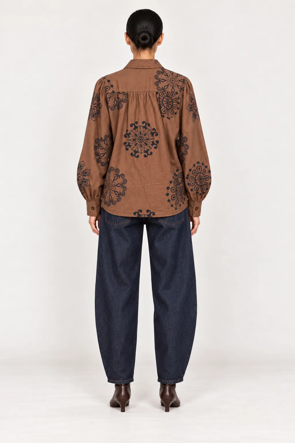 FLORA — Chemise en coton à motifs floraux, vue de dos
